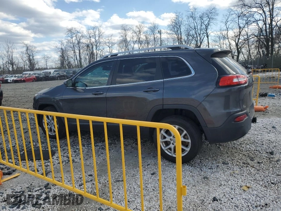 2016 Jeep Cherokee Altitude with VIN 1C4PJLCS2GW288623, listed as a Copart auction lot 50510385 with 124,703 mi miles and Clean Title. Bid and sale history available at carsss.com. Image 2.