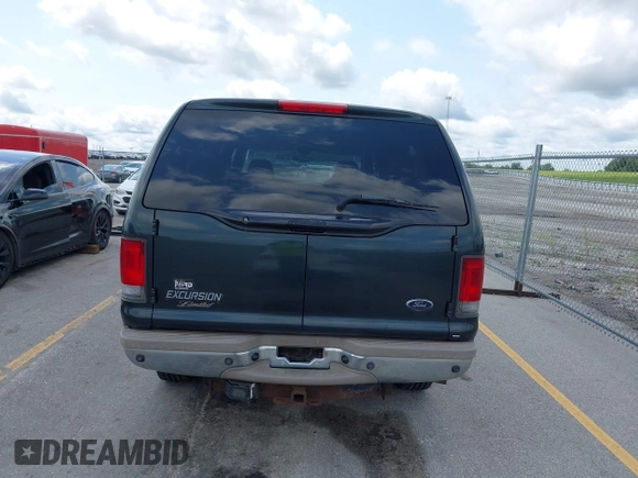2002 Ford Excursion Limited с VIN 1FMNU43S42ED22009, выставлен на аукционе IAAI как лот 42850001 с пробегом 132 395 миль миль и . История ставок и продаж доступна на DreamBid. Изображение 16.