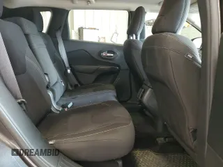 2016 Jeep Cherokee Latitude с VIN 1C4PJMCS7GW310749, выставлен на аукционе Copart как лот 58507595 с пробегом 109 678 миль миль и На запчасти • Non repairable. История ставок и продаж доступна на DreamBid. Изображение 11.