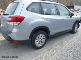 2019 Subaru Forester with VIN JF2SKACC9KH466823, listed as a IAAI auction lot 41948203 with 34,743 mi miles. Bid and sale history available at carsss.com. Image 4.