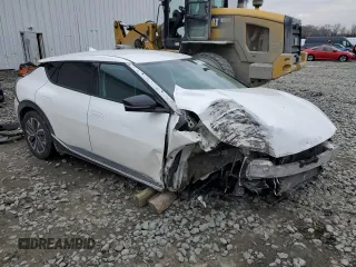 2022 Kia EV6 Light with VIN KNDC34LB6N5043275, listed as a Copart auction lot 87900005 with 157,826 mi miles and Salvage Title. Bid and sale history available at carsss.com. Image 4.