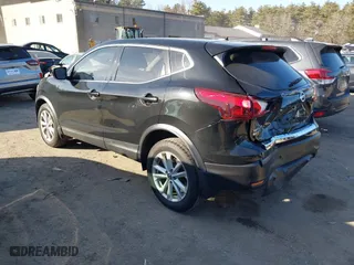 2019 Nissan Rogue Sport S with VIN JN1BJ1CR7KW311109, listed as a IAAI auction lot 41792811 with 69,256 mi miles. Bid and sale history available at carsss.com. Image 3.