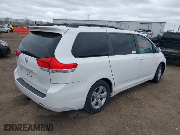 2012 Toyota Sienna LE AAS с VIN 5TDKK3DC7CS224490, выставлен на аукционе IAAI как лот 42030426 с пробегом 222 068 миль миль и . История ставок и продаж доступна на DreamBid. Изображение 4.