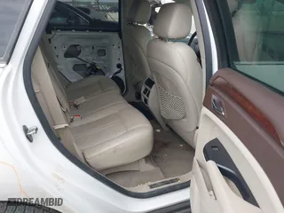 2015 Cadillac SRX Luxury Collection with VIN 3GYFNBE31FS552323, listed as a IAAI auction lot 41553081 with 91,214 mi miles. Bid and sale history available at carsss.com. Image 8.
