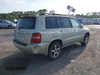 2004 Toyota Highlander z VIN JTEDP21A940025867, wystawiony jako IAAI lot #42274495 z przebiegiem 243 774 mil mil oraz . Historia ofert i sprzedaży dostępna na DreamBid. Obrazek 4.