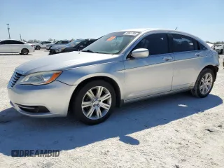 2011 Chrysler 200 Touring with VIN 1C3BC1FBXBN569754, listed as a Copart auction lot 50941795 with 0 mi miles and Non Repairable. Bid and sale history available at carsss.com. Image 1.