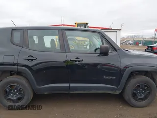 2017 Jeep Renegade Sport with VIN ZACCJBAB6HPG43142, listed as a IAAI auction lot 41719128 with 127,088 mi miles and . Bid and sale history available at carsss.com. Image 13.