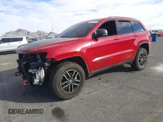 2018 Jeep Grand Cherokee Trailhawk with VIN 1C4RJFLT9JC328479, listed as a Copart auction lot 43471475 with 100,731 mi miles and Salvage Title. Bid and sale history available at carsss.com. Image 1.