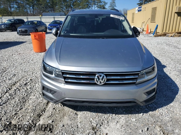 2020 Volkswagen Tiguan SE with VIN 3VV3B7AX8LM121003, listed as a Copart auction lot 44788675 with 39,800 mi miles and Salvage Title. Bid and sale history available at DreamBid. Image 5.