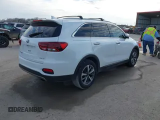 2019 Kia Sorento EX V6 with VIN 5XYPHDA5XKG507641, listed as a IAAI auction lot 41655933 with 171,136 mi miles. Bid and sale history available at carsss.com. Image 4.