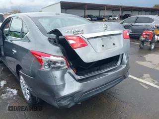 2017 Nissan Sentra SR z VIN 3N1AB7AP9HY361539, wystawiony jako IAAI lot #41945315 z przebiegiem 123 715 mil mil oraz . Historia ofert i sprzedaży dostępna na DreamBid. Obrazek 6.