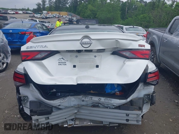 2024 Nissan Sentra SR z VIN 3N1AB8DV8RY256864, wystawiony jako IAAI lot #42127316 z przebiegiem 22 746 mil mil oraz . Historia ofert i sprzedaży dostępna na DreamBid. Obrazek 16.