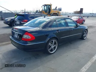 2007 Mercedes-Benz E 350 with VIN WDBUF56X37B010603, listed as a IAAI auction lot 42065397 with 441,952 mi miles and . Bid and sale history available at carsss.com. Image 4.