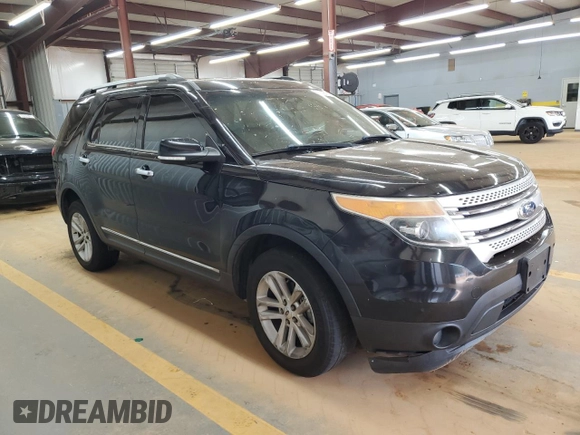 2011 Ford Explorer XLT with VIN 1FMHK8D83BGA14458, listed as a Copart auction lot 55672445 with 214,669 mi miles and Salvage title. Bid and sale history available at DreamBid. Image 4.
