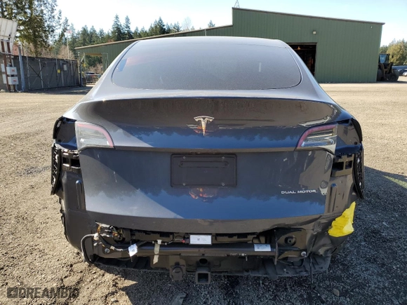 2022 Tesla Model Y Long Range with VIN 7SAYGDEE8NF518847, listed as a Copart auction lot 48431775 with 15,618 mi miles and Salvage Title. Bid and sale history available at carsss.com. Image 6.