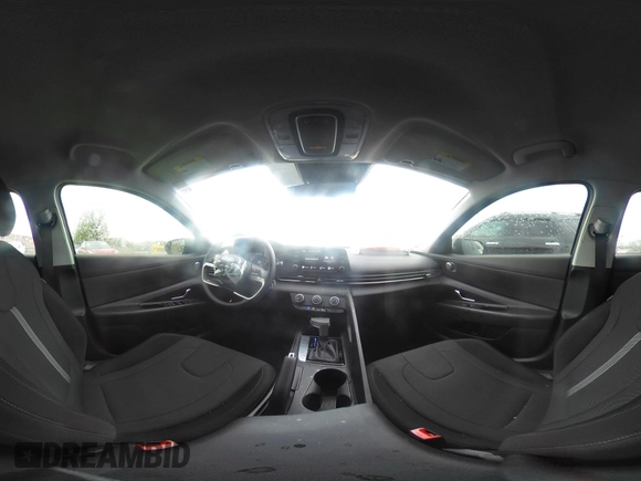 2024 Hyundai Elantra SE с VIN KMHLL4DG3RU829049, выставлен на аукционе IAAI как лот 42102549 с пробегом 12 021 миль миль и . История ставок и продаж доступна на DreamBid. Изображение 18.