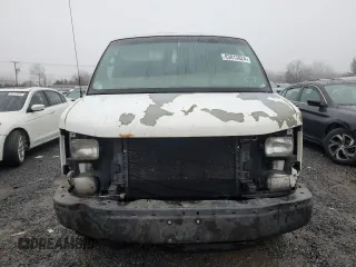 2008 GMC Savana z VIN 1GTHG35C281143282, wystawiony jako Copart lot #83813824 z przebiegiem 189 023 mil mil oraz Czysty tytuł • Clean title. Historia ofert i sprzedaży dostępna na DreamBid. Obrazek 5.