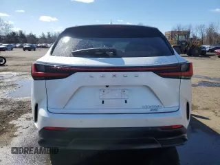 2024 Lexus NX 450h+ Luxury z VIN JTJHKCFZ0R2040386, wystawiony jako Copart lot #50497555 z przebiegiem 18 410 mil mil oraz Szkoda całkowita • Salvage title. Historia ofert i sprzedaży dostępna na DreamBid. Obrazek 6.