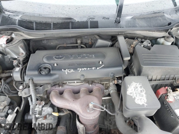 2008 Toyota Camry LE z VIN 4T1BE46KX8U762021, wystawiony jako IAAI lot #42072732 z przebiegiem 153 646 mil mil oraz . Historia ofert i sprzedaży dostępna na DreamBid. Obrazek 10.