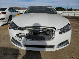 2015 Jaguar XF I4 T Premium with VIN SAJWA0FS1FPU87579, listed as a Copart auction lot 75460554 with 0 mi miles and Clean Title. Bid and sale history available at carsss.com. Image 5.