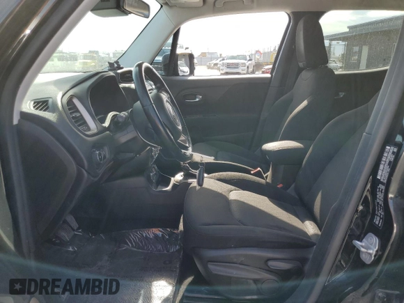 2017 Jeep Renegade Latitude with VIN ZACCJBBB7HPG57002, listed as a Copart auction lot 58260455 with 117,053 mi miles and Salvage title. Bid and sale history available at DreamBid. Image 7.