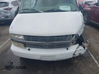 1998 Chevrolet Astro with VIN 1GNDM19W4WB103476, listed as a IAAI auction lot 41735080 with 210,293 mi miles. Bid and sale history available at carsss.com. Image 10.