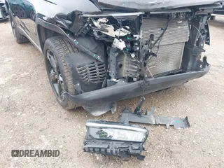 2023 Jeep Grand Cherokee Laredo z VIN 1C4RJHAG7PC661998, wystawiony jako IAAI lot #41104990 z przebiegiem 43 718 mil mil oraz . Historia ofert i sprzedaży dostępna na DreamBid. Obrazek 18.