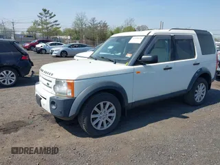 2008 Land Rover LR3 SE with VIN SALAE25498A449219, listed as a IAAI auction lot 42109126 with 105,326 mi miles and . Bid and sale history available at DreamBid. Image 2.
