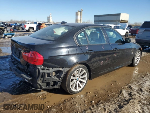 2011 BMW 3 Series 328i xDrive with VIN WBAPK7G52BNN77960, listed as a Copart auction lot 87722225 with 198,179 mi miles and Salvage Title. Bid and sale history available at carsss.com. Image 3.