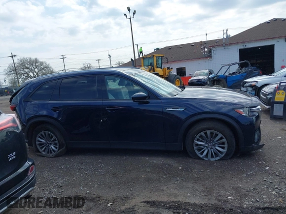 2024 Mazda CX-90 Preferred z VIN JM3KKBHA5R1158229, wystawiony jako IAAI lot #42008464 z przebiegiem 20 817 mil mil oraz . Historia ofert i sprzedaży dostępna na DreamBid. Obrazek 13.
