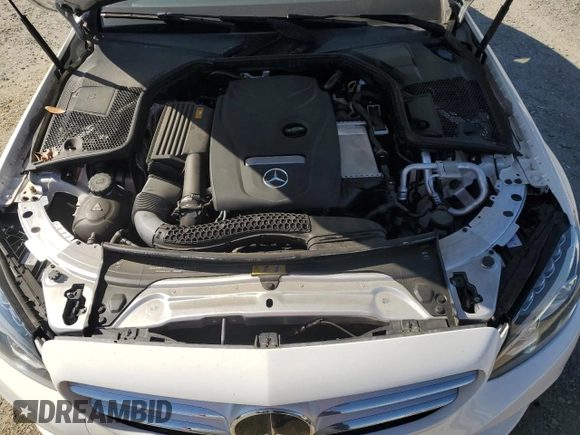 2018 Mercedes-Benz C 300 with VIN 55SWF4JB0JU261517, listed as a Copart auction lot 55634265 with 75,945 mi miles and Salvage title. Bid and sale history available at DreamBid. Image 11.