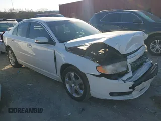 2008 Volvo S80 3.0L Turbo with VIN YV1AH992281081590, listed as a IAAI auction lot 41376291 with 133,011 mi miles. Bid and sale history available at carsss.com. Image 1.