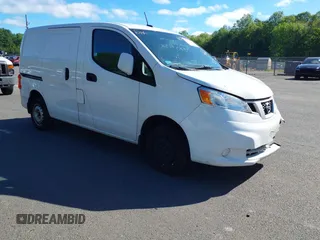 2021 Nissan NV200 S z VIN 3N6CM0KN9MK707264, wystawiony jako IAAI lot #42252032 z przebiegiem 134 727 mil mil oraz . Historia ofert i sprzedaży dostępna na DreamBid. Obrazek 1.