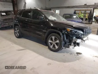 2019 Jeep Cherokee Limited with VIN 1C4PJMDX9KD189902, listed as a IAAI auction lot 41417690 with 118,107 mi miles. Bid and sale history available at carsss.com. Image 1.