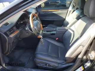 2014 Lexus ES 300h z VIN JTHBW1GG9E2071885, wystawiony jako Copart lot #61654645 z przebiegiem 156 595 mil mil oraz Szkoda całkowita • Salvage title. Historia ofert i sprzedaży dostępna na DreamBid. Obrazek 7.