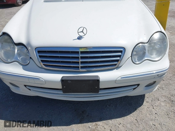 2007 Mercedes-Benz C 280 Luxury with VIN WDBRF54H47F865241, listed as a IAAI auction lot 42604637 with Not provided miles and . Bid and sale history available at DreamBid. Image 6.
