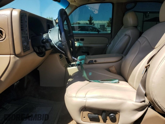 2000 GMC Yukon SLT with VIN 1GKEK13T2YJ131985, listed as a Copart auction lot 68952584 with 210,186 mi miles and Salvage Title. Bid and sale history available at carsss.com. Image 7.