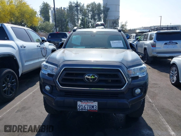 2022 Toyota Tacoma SR5 z VIN 3TMBZ5DN5NM036322, wystawiony jako IAAI lot #42437939 z przebiegiem 77 805 mil mil oraz . Historia ofert i sprzedaży dostępna na DreamBid. Obrazek 13.