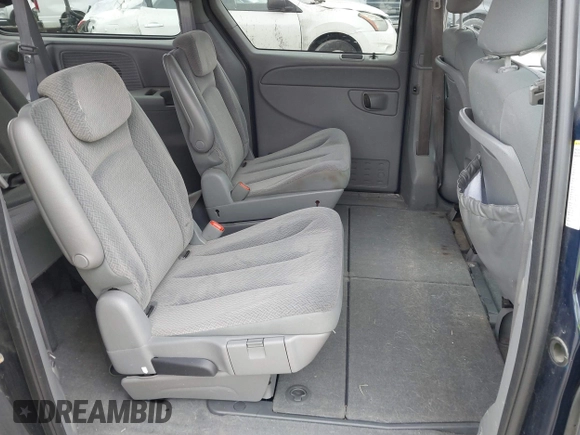 2005 Dodge Caravan SXT with VIN 2D4GP44L75R114843, listed as a IAAI auction lot 41644975 with 128,767 mi miles and . Bid and sale history available at DreamBid. Image 8.
