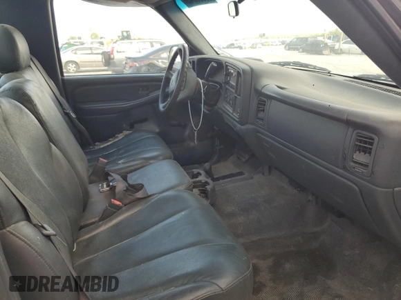 2002 Chevrolet Silverado 1500 LS with VIN 1GCEK14V32Z282564, listed as a Copart auction lot 56330345 with 125,834 mi miles and Clean Title. Bid and sale history available at DreamBid. Image 8.
