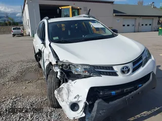2015 Toyota RAV4 LE с VIN JTMBFREV1FJ040865, выставлен на аукционе IAAI как лот 42209659 с пробегом 109 868 миль миль и . История ставок и продаж доступна на DreamBid. Изображение 6.