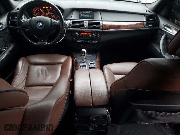 2010 BMW X5 35d with VIN 5UXFF0C56ALT77592, listed as a Copart auction lot 84152084 with 183,539 mi miles and Clean Title. Bid and sale history available at carsss.com. Image 8.