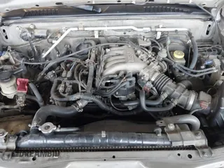 2003 Nissan Frontier SE z VIN 1N6ED29X73C438326, wystawiony jako IAAI lot #41437797 z przebiegiem 309 235 mil mil oraz . Historia ofert i sprzedaży dostępna na DreamBid. Obrazek 10.
