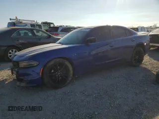 2018 Dodge Charger SXT Plus z VIN 2C3CDXHG5JH173364, wystawiony jako Copart lot #47289125 z przebiegiem 122 355 mil mil oraz Szkoda całkowita • Salvage title. Historia ofert i sprzedaży dostępna na DreamBid. Obrazek 1.