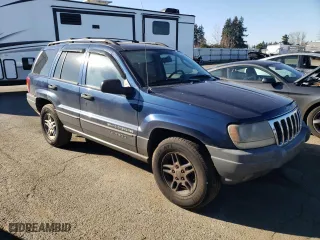 2003 Jeep Grand Cherokee Laredo with VIN 1J4GW48S13C588269, listed as a Copart auction lot 42303735 with 205,121 mi miles and Salvage Title. Bid and sale history available at carsss.com. Image 4.
