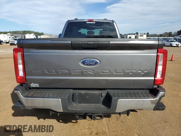 2024 Ford F-350 XL with VIN 1FT8W3DT7REE03092, listed as a Copart auction lot 47180275 with 22,381 mi miles and Clean title. Bid and sale history available at DreamBid. Image 6.