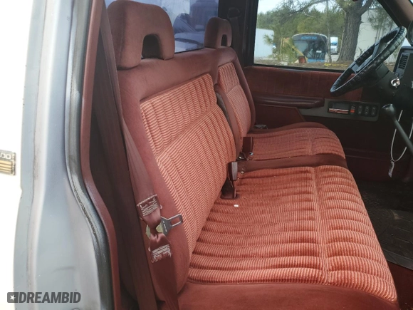 1993 Chevrolet C/K 1500 with VIN 1GCDC14Z7PZ181448, listed as a Copart auction lot 45549765 with 329,855 mi miles and Salvage Title. Bid and sale history available at carsss.com. Image 10.