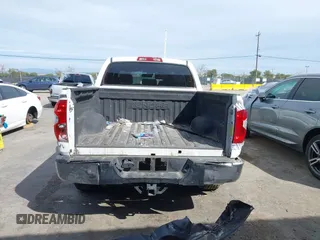 2018 Toyota Tundra 2WD SR5 with VIN 5TFEY5F12JX229395, listed as a IAAI auction lot 41860401 with 211,706 mi miles. Bid and sale history available at carsss.com. Image 16.