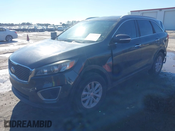 2016 Kia Sorento LX with VIN 5XYPG4A3XGG168713, listed as a IAAI auction lot 41632177 with 108,516 mi miles. Bid and sale history available at carsss.com. Image 2.