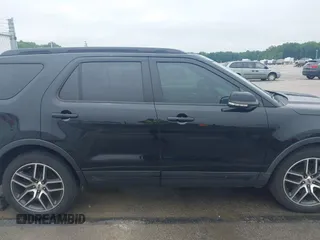 2017 Ford Explorer Sport z VIN 1FM5K8GT4HGE07722, wystawiony jako IAAI lot #42302334 z przebiegiem 79 369 mil mil oraz . Historia ofert i sprzedaży dostępna na DreamBid. Obrazek 13.